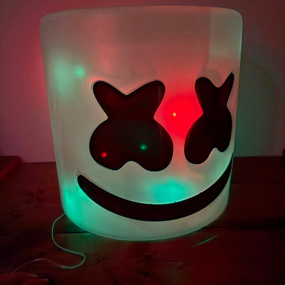 Spirit Halloween Marshmello‎ Premium Light Up Helmet LED Mask Headpiece Tested
